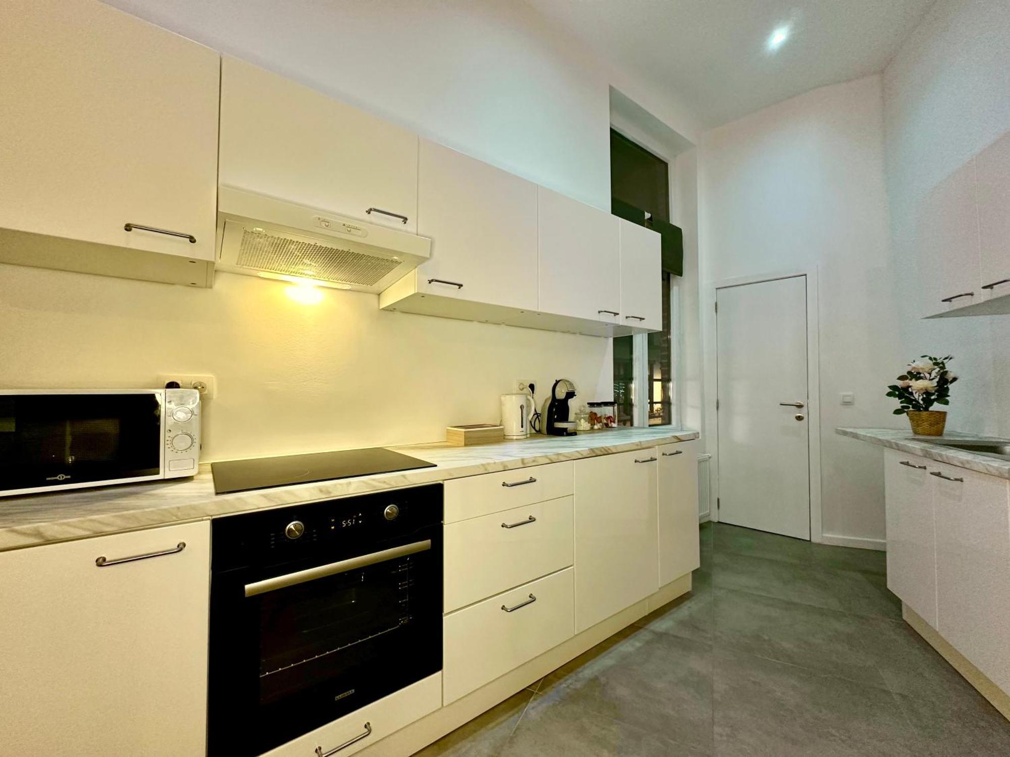 Luxury Suites Mons By Rikas Hotels 외부 사진