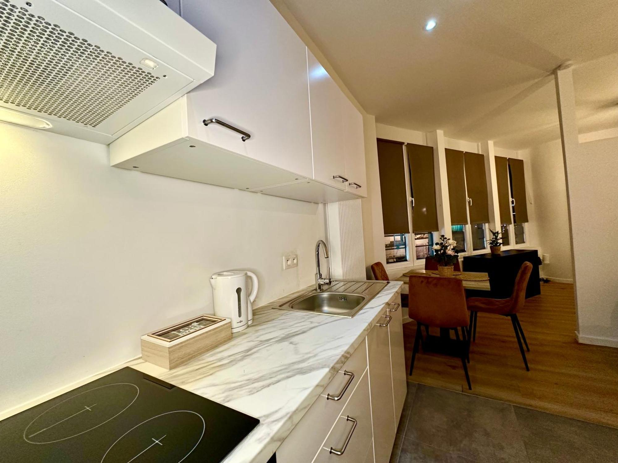 Luxury Suites Mons By Rikas Hotels 외부 사진